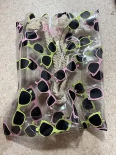 Item thumbnail for item ecbd03cf-d91c-4020-9a77-1a0b4e1e574b