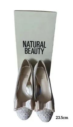 NATURAL BEAUTY パンプス 23.5cmのサムネイル