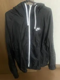 NIKE 黒 パーカー レディースのサムネイル