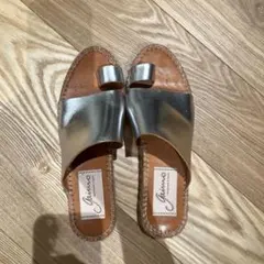 3/22までセール❗️GAIMO シルバー革サンダル