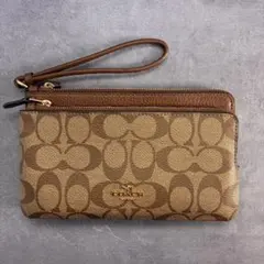 未使用級 COACH コーチ ダブルジップ ポーチ シグネチャー リストレット