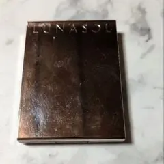 ルナソル　アイカラーレーション　12　ブリージーハーブ