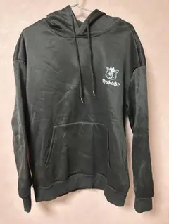 ポケットのねこデザイン ブラックパーカー M