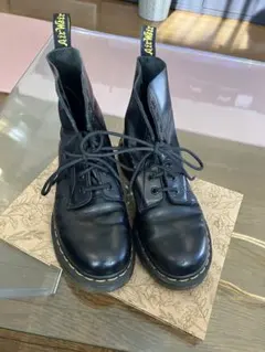 Item thumbnail for item 8aa8a7a2-a20e-4723-8621-0a083465f8fd