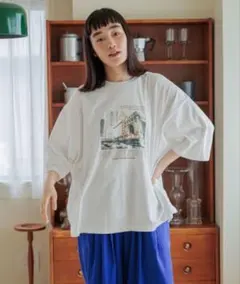 niko and…　ニコアンド　バック布帛CITYフォトTシャツ　オフ　F
