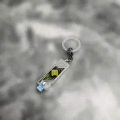 仮面ライダー キーホルダー 透明