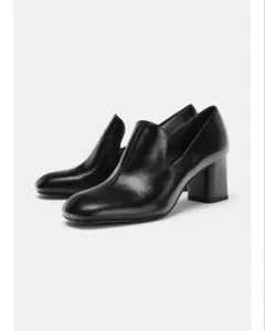 美品　ZARA ザラ　タッセルハイヒールモカシン　ブラック　ブーティ　37