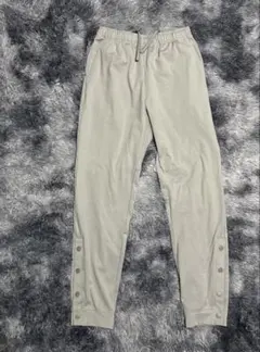 Item thumbnail for item 48d413dc-aa6d-4d5e-b952-8bd413cd7602