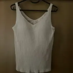 ユニクロ　リブVネックブラトップ　XL