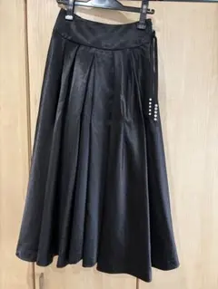BORDERS at BALCONY フレアスカート ブラック 36 サテンのサムネイル