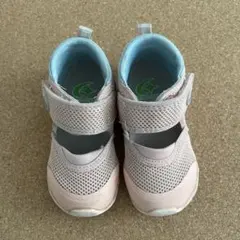 Item thumbnail for item 36d77570-82bf-4c13-9e31-2b39770d3c30