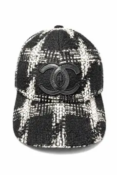 CHANEL ツイード　キャップ　帽子　ブラック/ホワイトのサムネイル