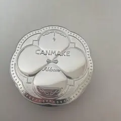 CANMAKE マシュマロフィニッシュパウダー Abloom 01のサムネイル