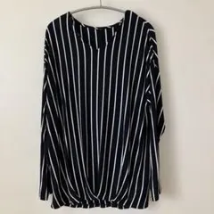 ネイビー/ホワイト　ストライプ長袖Tシャツのサムネイル