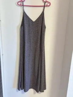 Lugnoncure ルノンキュール 小花柄キャミワンピース　ネイビー　ピンク