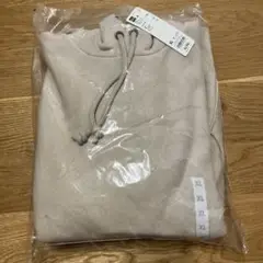 gu スウェット