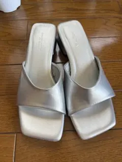 シルバーオープントゥミュール 約6cmヒール