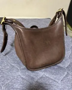 Item thumbnail for item 15536ab2-c3ff-4f9f-87d2-5981e2b0043b