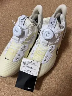 【新品】BOA搭載 最高峰のフィット感 ヨネックス インフィニティ 27.5 新品】BOA搭載 最高峰のフィット感 ヨネックス インフィニティ 27.5
