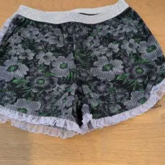 fafa 花柄ショートパンツ 120サイズ