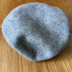 Black Design グレー ベレー帽