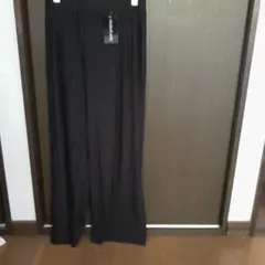 超ギリギリお値下げ、レディースパンツです。