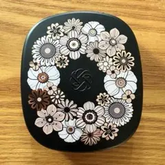 コスメデコルテ クリスマスコフレ 2025 スキンシャドウデザイニングパレット