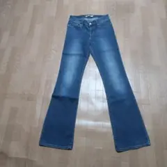 リーバイス✨ブーツカット✨デニム✨