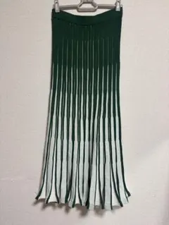 プリーツスカート 緑と白のグラデーション