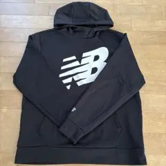 New Balance ブラック パーカー Lサイズ
