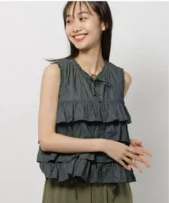 niko and.. フリルティアードベスト　グリーンブルー