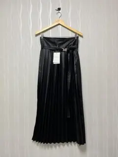 UJOH プリーツスカートU793-S06-911のサムネイル