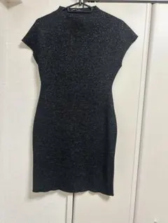 め*様 【大幅値下げ！】Zara ラメ入り黒半袖ミニタイトワンピース