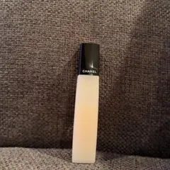 CHANEL ネイルオイル　ユイル ア オングル