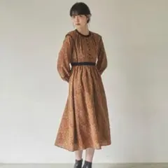 idem ペイズリーパイピングワンピース　ロングワンピ　エレガント　テラコッタのサムネイル