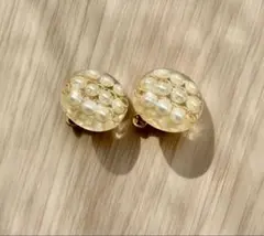 パール風イヤリング ネジ式 クリア×ゴールド 丸型 レトロデザイン