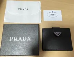 PRADA 財布