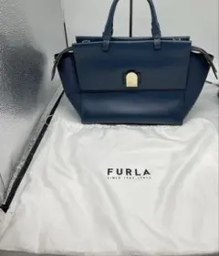 FURLA フルラアルバ M 2way ハンドバッグ ショルダーバッグ ネイビーのサムネイル