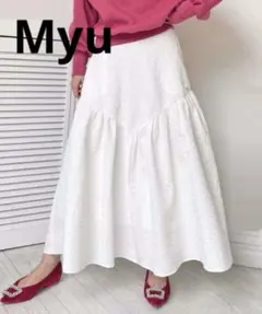 【美品】Myu 花柄エンボススカート ホワイトのサムネイル