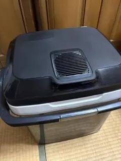 ベルソス 2電源式ポータブル冷温庫 VS-470 - メルカリ