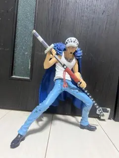 ワンピース トラファルガー・ロー フィギュアのサムネイル