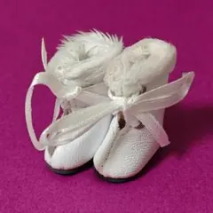 Monique Trading Corp. ファーブーツ ホワイト 1/6サイズ