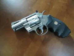 マルイ ガスリボルバー コルトパイソン.357マグナム 4インチ リアル