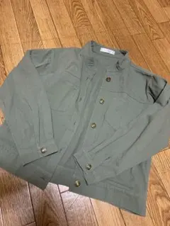 オリーブグリーン ノーカラージャケット M