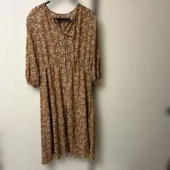 キューティーブロンド　シャツワンピース　花柄 オレンジブラウン 長袖のサムネイル