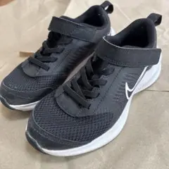 Nike ブラック スニーカー 18cm