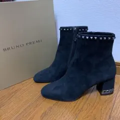 未使用！! スタッズが可愛い♡ BRUNO PREMIブーツのサムネイル