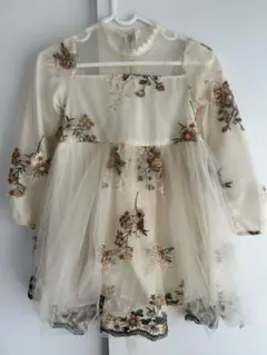 お値下げ★ キッズドレス　花柄刺繍入りチュールスカート　130cm