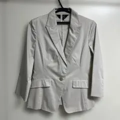 ライトグレー テーラードジャケット