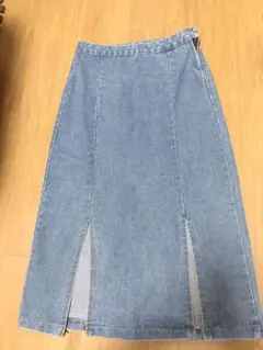 デニム タイトスカート スリット入り